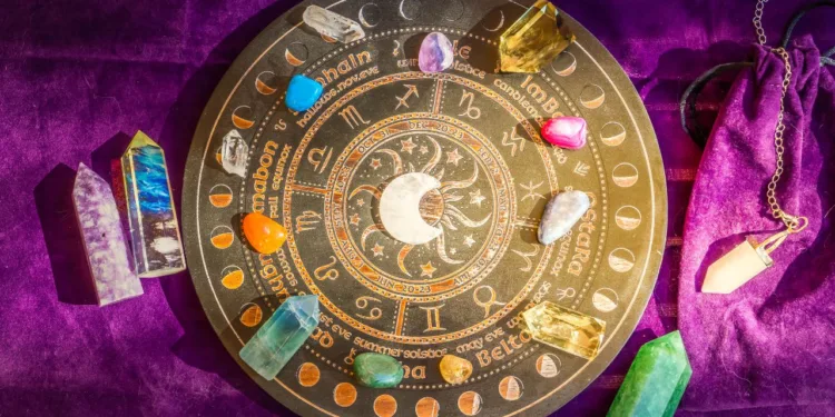 Cristale, triade și zodii – cine cu cine se potrivește?!